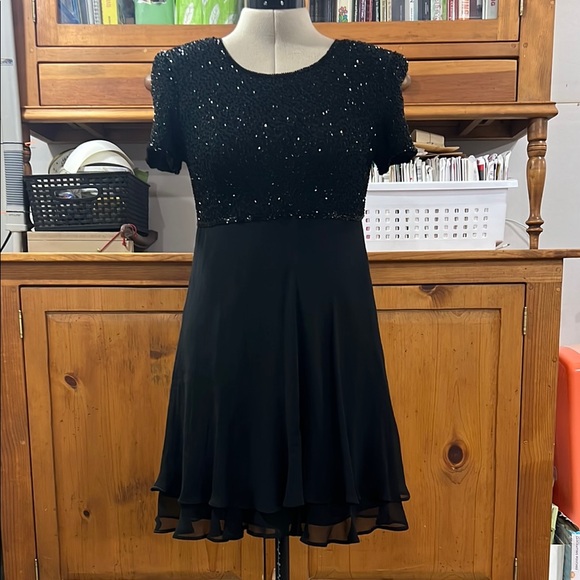 black and gold sequin dress Lucy Style:Black(Midi) Black Velvet and Pink nav-566